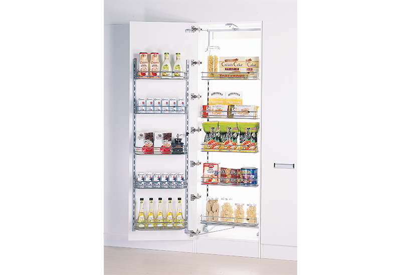 ¿Es fácil utilizar las cestas extraíbles del armario?